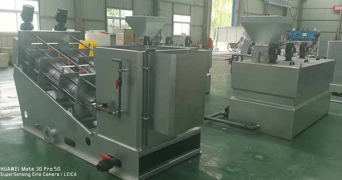 疊螺機(jī)、全自動(dòng)加藥裝置加工中